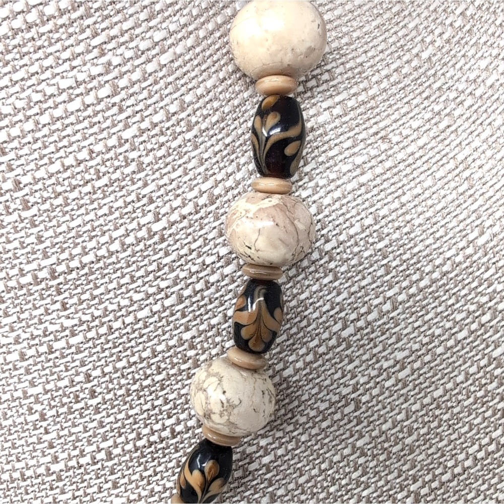 Buddha Head Pendant Beaded‎ Statement Necklace Toggle Clasp Neutral Beads Boho - Picture 3 of 5